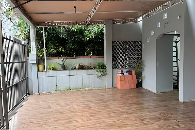Apartamento 2 quartos c/ churrasqueira