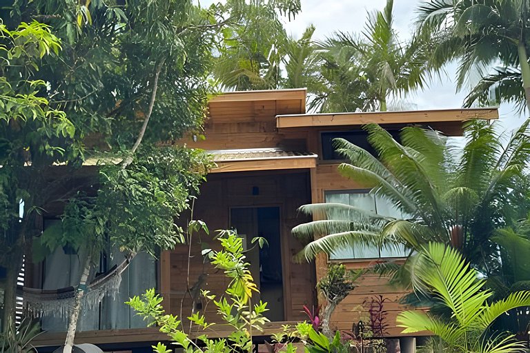 Aconchegante Casa a Beira do Rio Itapocu Prox. Mar
