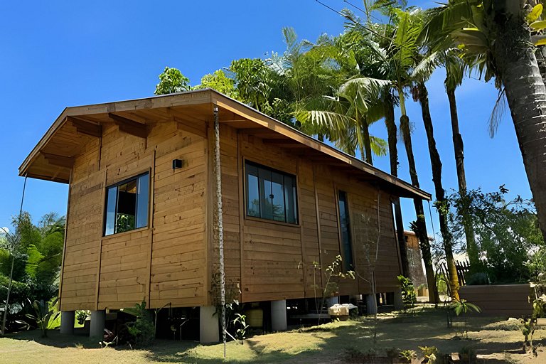 Aconchegante Casa a Beira do Rio Itapocu Prox. Mar