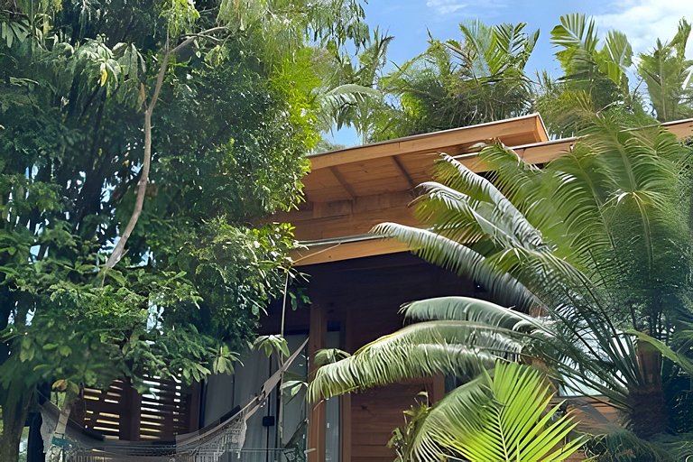 Aconchegante Casa a Beira do Rio Itapocu Prox. Mar