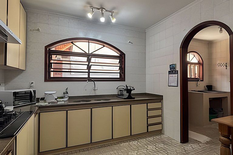 Q4 - Quarto 2 Beliches e 2 Banheiros Privativos