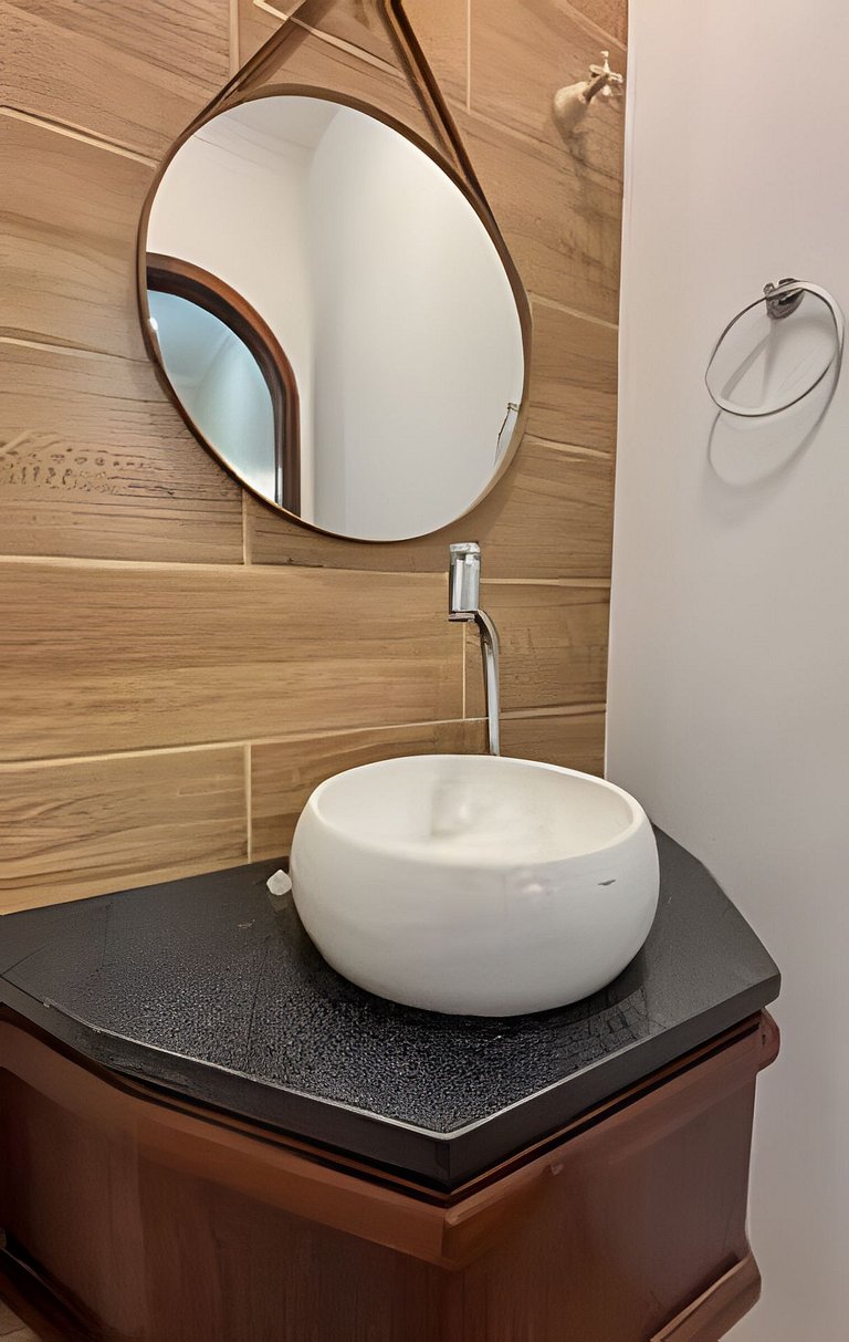 Q4 - Quarto 2 Beliches e 2 Banheiros Privativos