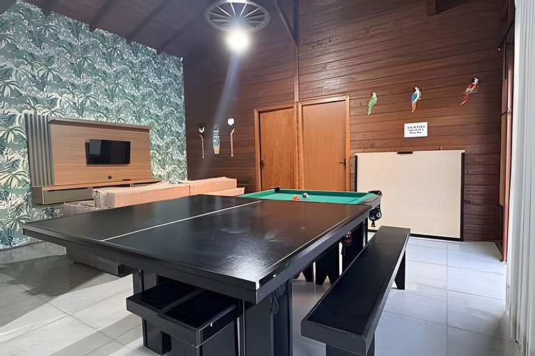 Linda casa na praia com piscina para 6 pessoas.