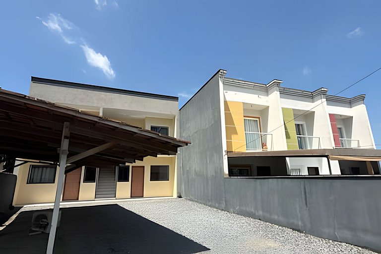 Casa com 2 Quartos no Itaum para até 7 hóspedes