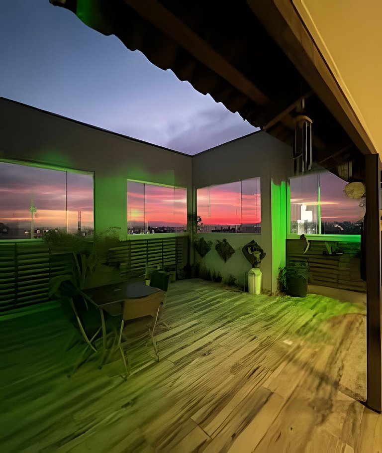 Cobertura Zen com Vista para o Nascer e Por do Sol