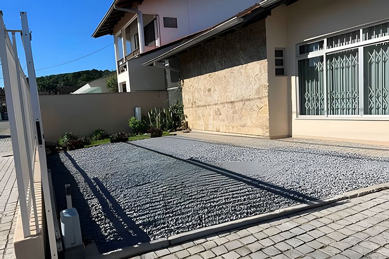 Casa com Banheira há 4 minutos do Centro