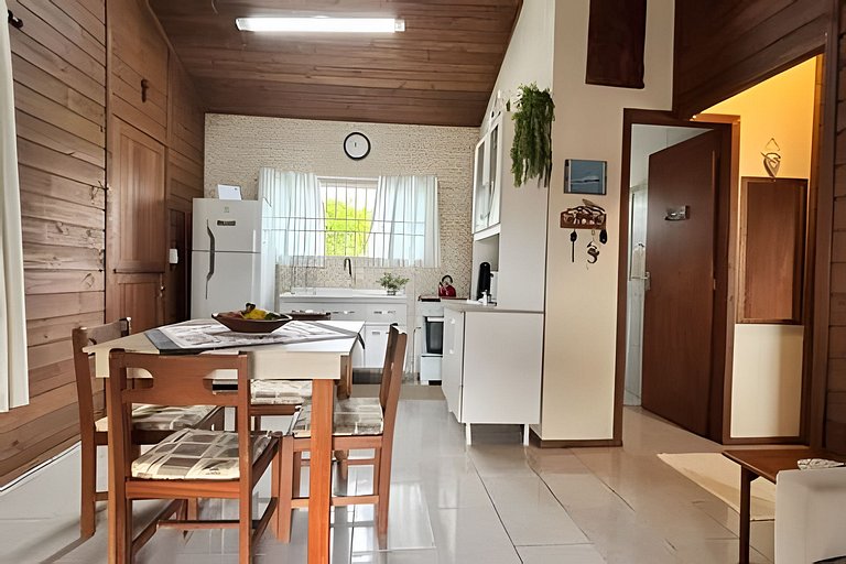 Linda casa para 4 pessoas no Itapocu