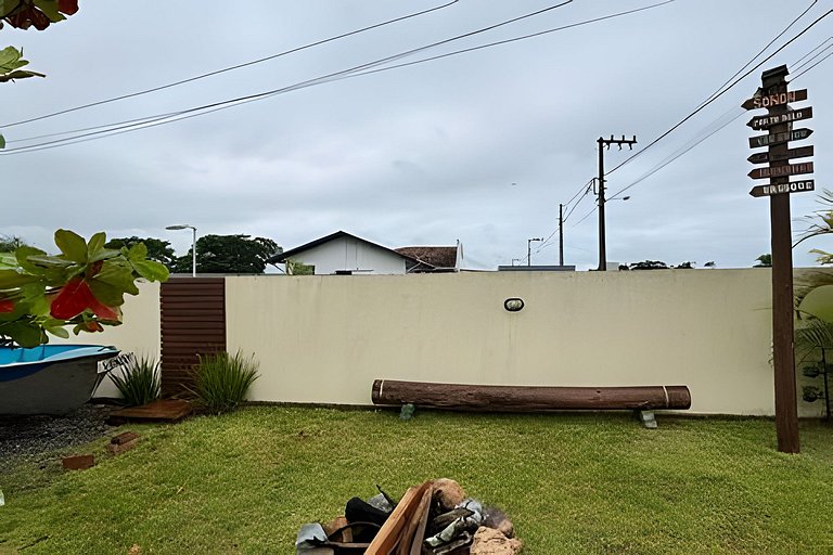 Linda casa para 4 pessoas no Itapocu