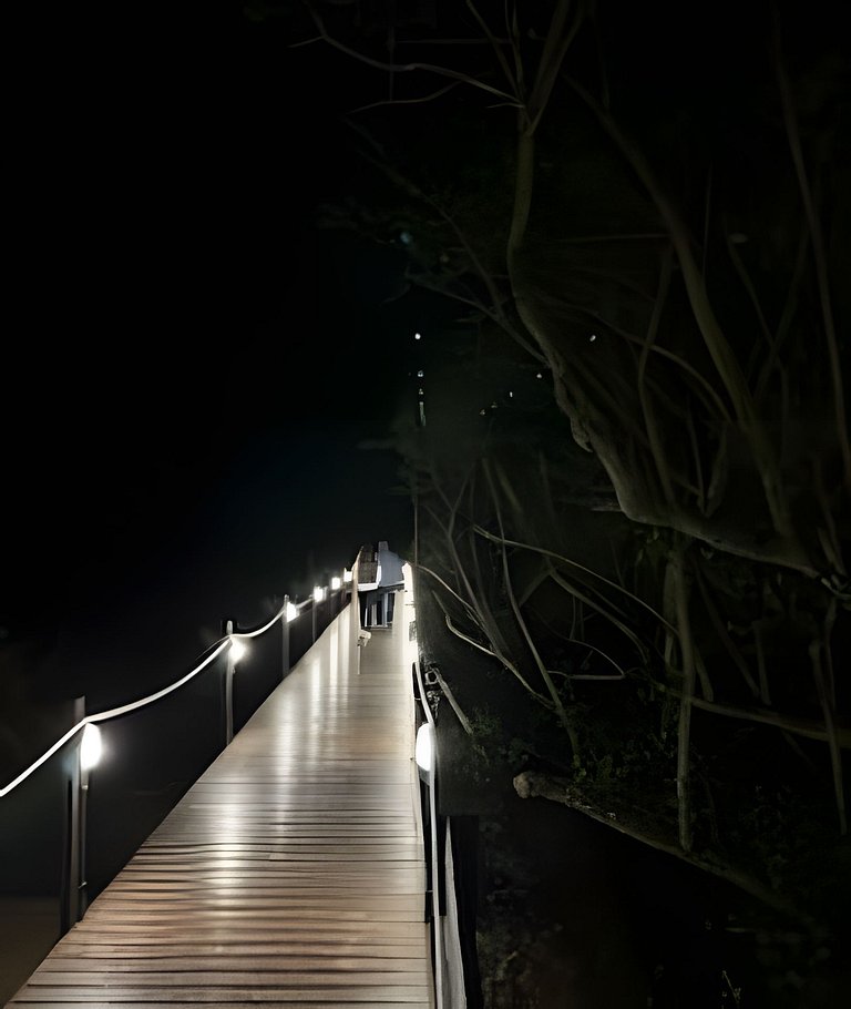 Descanso na Lagoa: 2 Quartos, Deck Próximo ao Mar