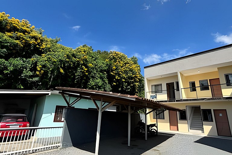 Confortável casa para 7 pessoas no bairro Itaum